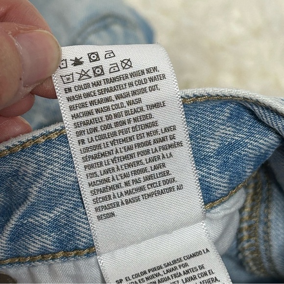 American Eagle Mineral Wash Destroyed Knee Straight Leg Mid Rise Jeans - Picture 13 of 16